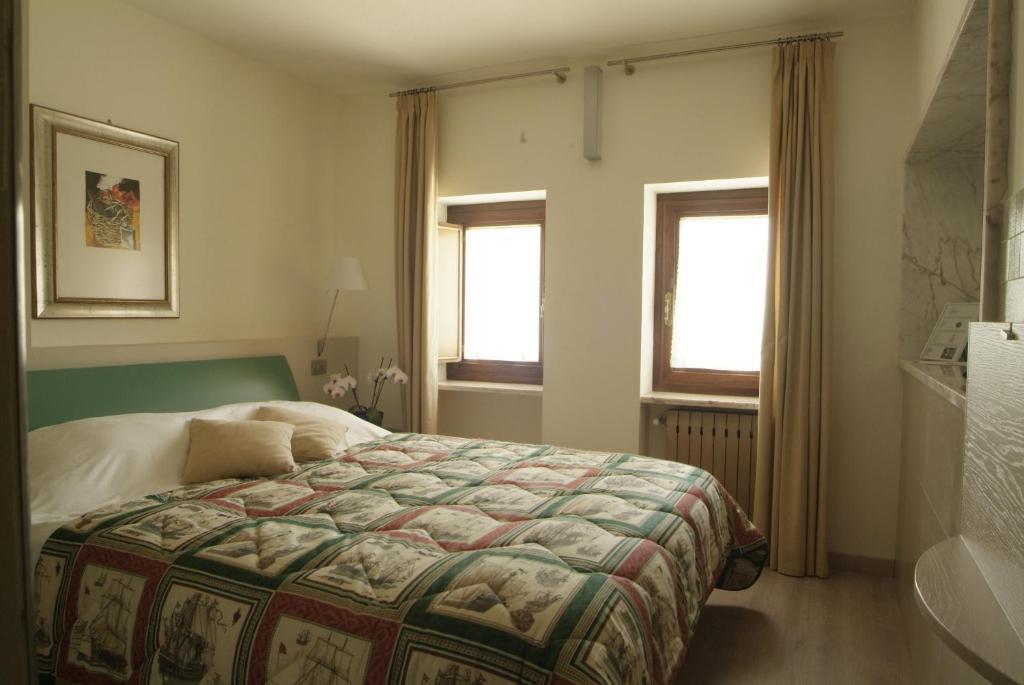 Chambres D'Hotes Nuits De Reve Roisan Szoba fotó